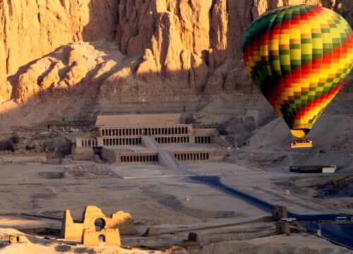 Private Luxor Day Trip with Exclusive Hot Air Balloon Ride