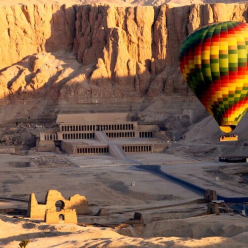 Private Luxor Day Trip with Exclusive Hot Air Balloon Ride