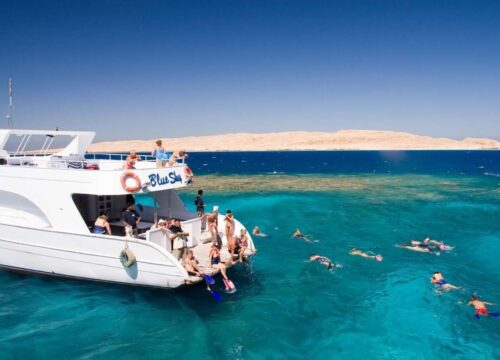 Private boat tour for snorkeling on an island